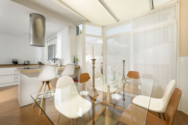 TOWN HOUSE INVESTERING OPPORTUNITY – LICENSED FOR HOLIDAY RENTALS