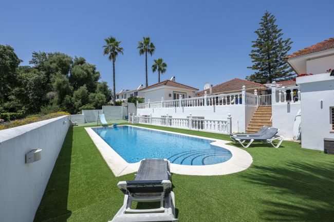 Stunning 7-Bedroom Villa with Pool, Terrace & Family-Friendly Amenities
