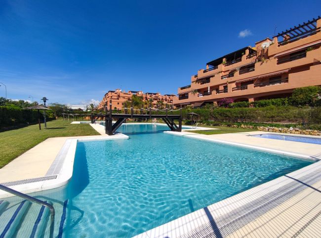 Leilighet til salgs i Playa del Angel, Estepona by