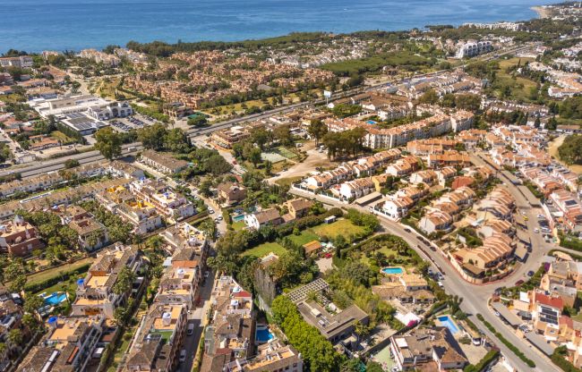 Unique Opportunity! Plot with High Building Potential in a Strategic Location