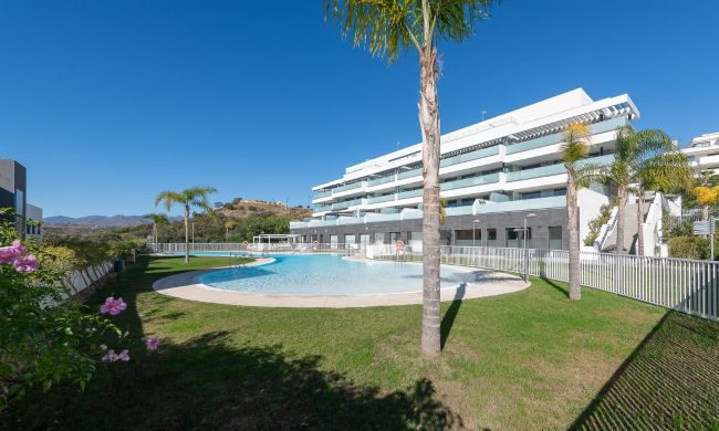 Luxury 3 bedroom apartment with excellent rental return La Cala de Mijas