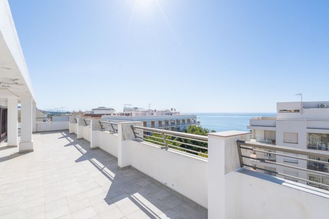 Estepona, Penthouse, erste Linie, Strand, Meerblick, 4 Schlafzimmer, Luxus