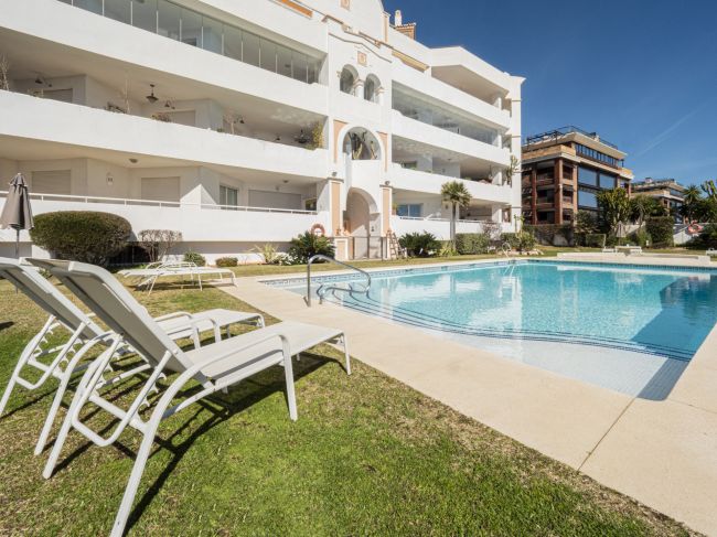 Spacious Three Bedroom, South-Facing Ground Floor Apartment in La Herradura, Marbella