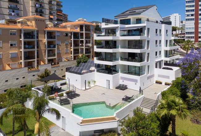 Luksuriøs leilighet med sjøutsikt i Benalmadena Costa