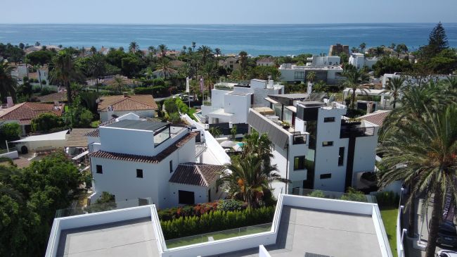 Eksklusiv Nybygd Villa med 5 Soverom i Marbesa, Marbella Øst