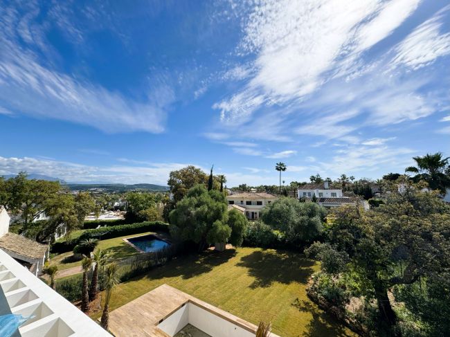 Villa til salgs i Zona B, Sotogrande Costa