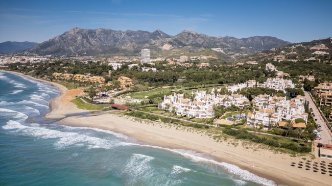 FØRSTE LINJE BEACH COMPLEX - BOLIG - LOS MONTEROS - MARBELLA
