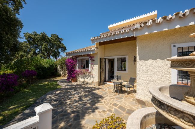Villa til salgs i Calahonda, Mijas Costa