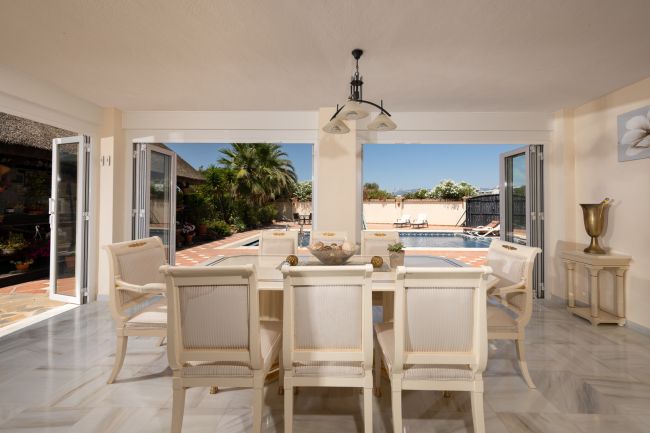 Villa til salgs i Calahonda, Mijas Costa