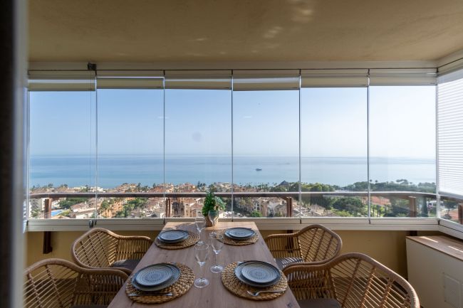 Ettromsleilighet for korttidsleie i Elviria Playa, Marbella Øst
