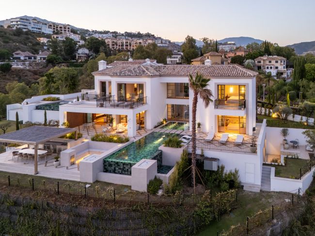 Villa til salgs i The Hills, Benahavis