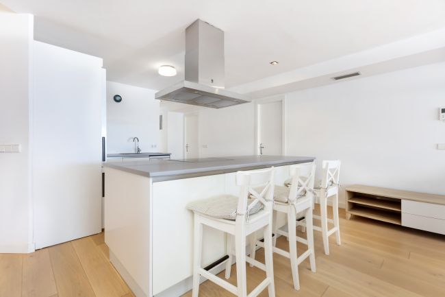 Luksuriøs leilighet med to soverom og utsikt over sjøen og marinaen i Puerto Banus, Marbella