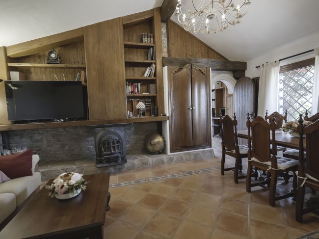 Sjarmerende landhus med panoramautsikt i Riogordo, Malaga