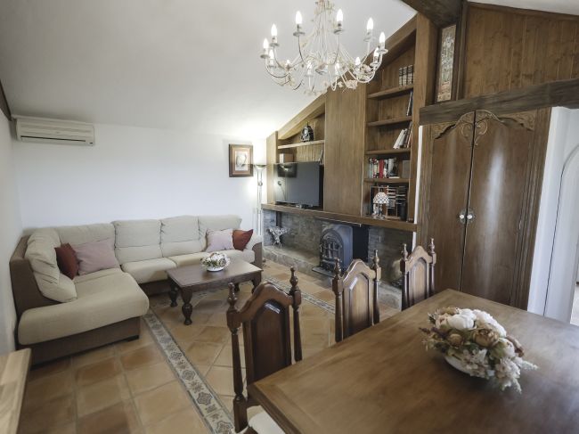 Sjarmerende landhus med panoramautsikt i Riogordo, Malaga