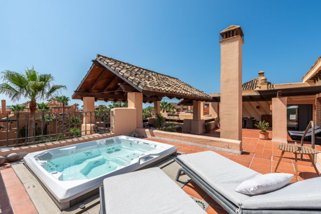 Incredible Solarium Terrace with Sea and Mountain Views  - Beachside Penthouse in Bahía Alcántara