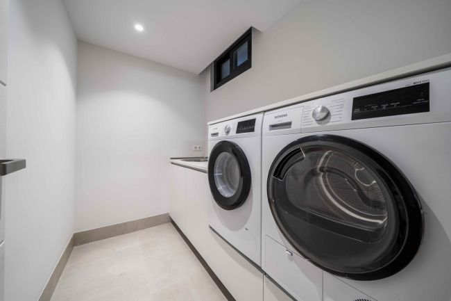 Ny villa med unikt og elegant design i El Campanario Golf & Resort.