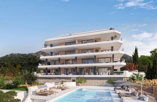 LUXURIOUS 3 BEDROOM FLAT IN EL HIGUERON, FUENGIROLA