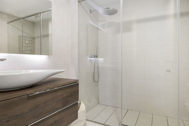 BEACH LEVERT - ESTEPONA