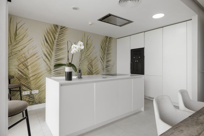 BEACH LEVERT - ESTEPONA