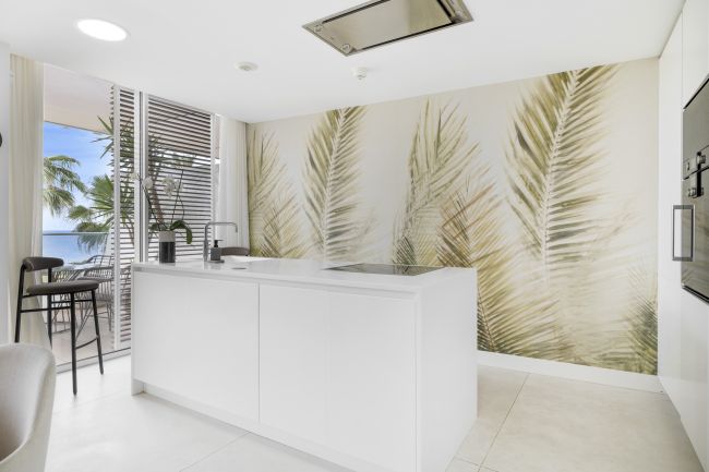 BEACH LEVERT - ESTEPONA