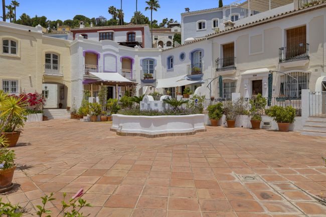 TOWNHOUSE I LA HEREDIA - BENAHAVIS