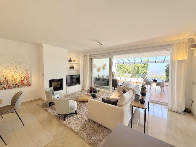 Leilighet til salgs i La Mairena, Marbella Øst