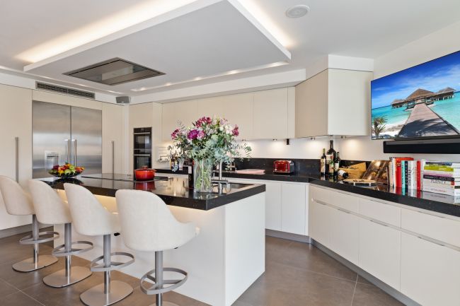 VILLA I URB. LA CERQUILLA, NUEVA ANDALUCIA, MARBELLA