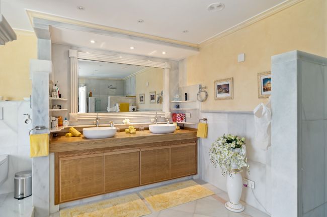 VILLA I URB. LA CERQUILLA, NUEVA ANDALUCIA, MARBELLA