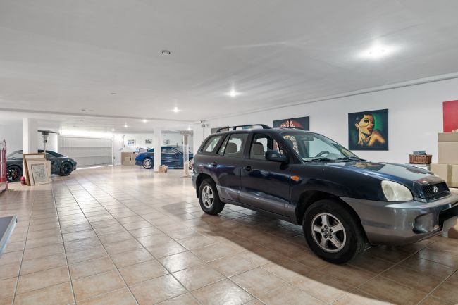 VILLA I URB. LA CERQUILLA, NUEVA ANDALUCIA, MARBELLA