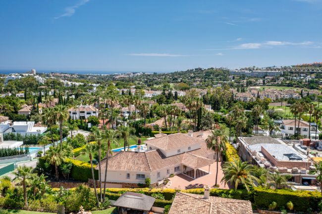 VILLA I URB. LA CERQUILLA, NUEVA ANDALUCIA, MARBELLA