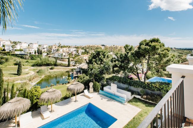 VILLA IN RESINA GOLF - ESTEPONA