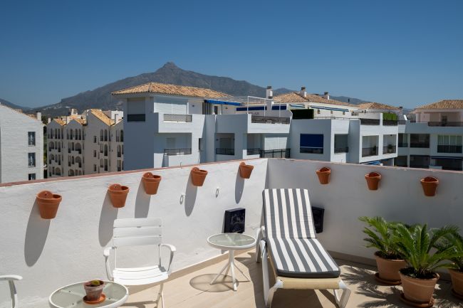 Eksklusiv toppleilighet i Marbella - Puerto Banus med 3 soverom og førsteklasses fasiliteter