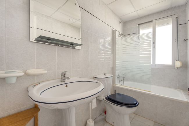 Lys og moderne leilighet med vakker utsikt i Riviera del Sol, Mijas Costa