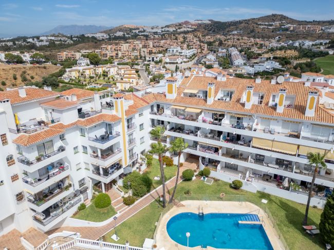 Lys og moderne leilighet med vakker utsikt i Riviera del Sol, Mijas Costa