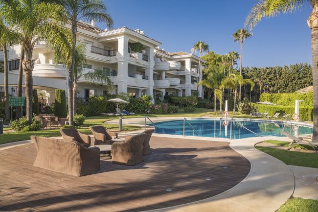 MARBELLA - EXCL. AREA - SIERRA BLANCA - APARTMENT