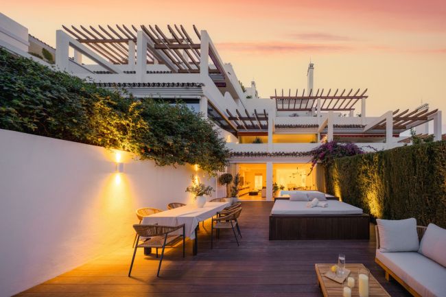 NUEVA ANDALUCIA - LEILIGHET - MARBELLA