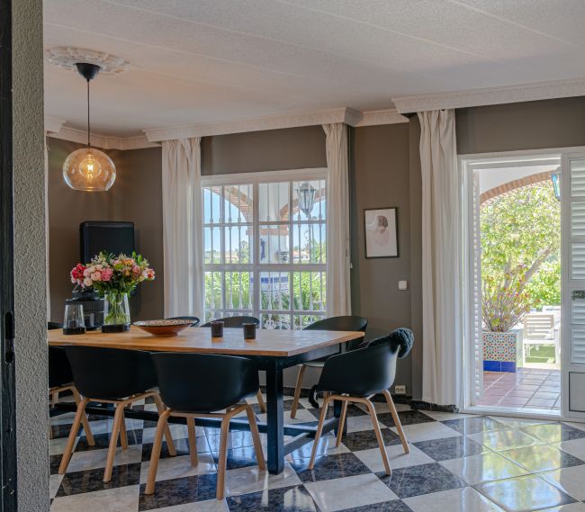 Eksklusiv villa med panoramautsikt i Alhaurín de la Torre, Malaga