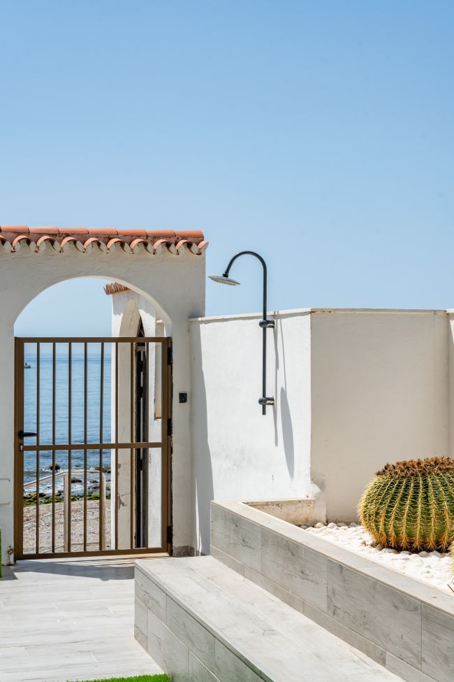 Eksklusiv Leilighet på Bakkeplan med 7 Soverom ved Strandlinjen i Benalmadena Costa