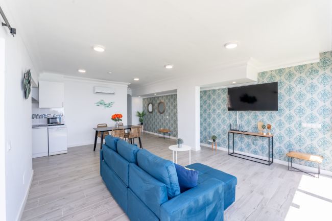 Eksklusiv Leilighet på Bakkeplan med 7 Soverom ved Strandlinjen i Benalmadena Costa