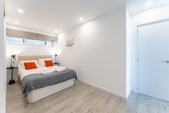 Eksklusiv Leilighet på Bakkeplan med 7 Soverom ved Strandlinjen i Benalmadena Costa