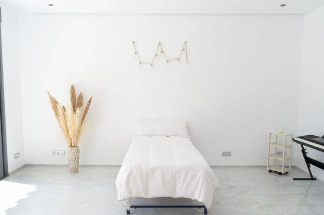 Elegant fem-roms villa med panoramautsikt over golfbane og fjell i Sotogrande Alto