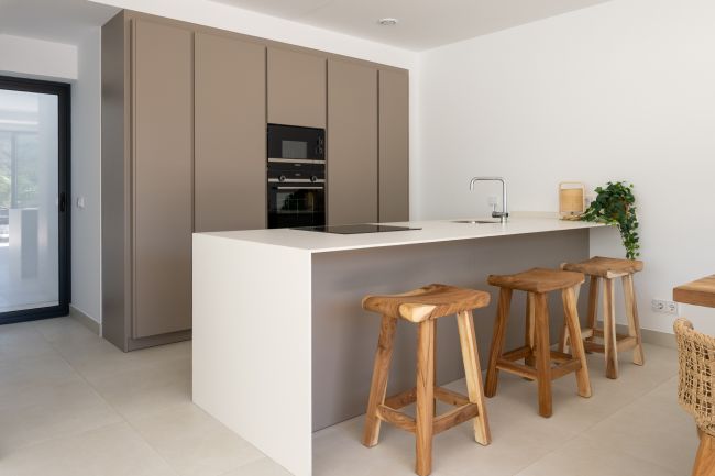 Moderne halvpart av tomannsbolig med privat basseng i Benalmadena Costa