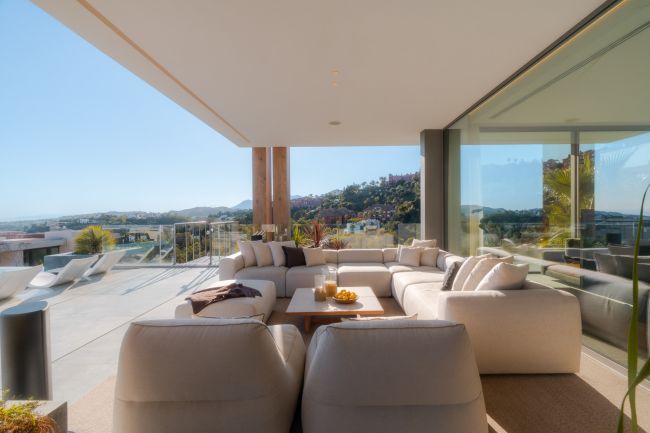 LUXURY VILLA I GJENNOM HERROJO ALTO - LA QUINTA - BENAHAVIS