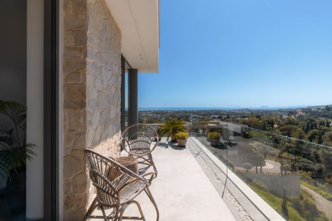 LUXURY VILLA I GJENNOM HERROJO ALTO - LA QUINTA - BENAHAVIS