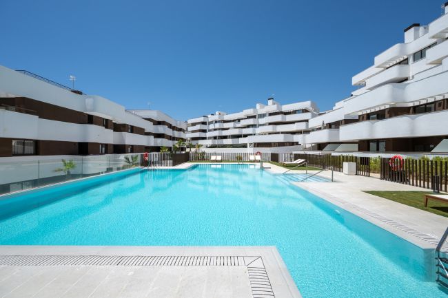 Lovely brand new 3 bedroom apartment in Estepona