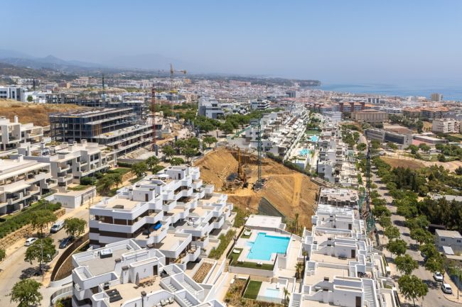 Lovely brand new 3 bedroom apartment in Estepona