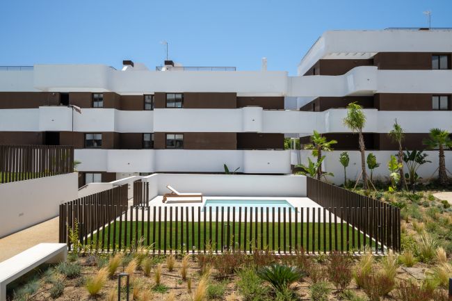 Lovely brand new 3 bedroom apartment in Estepona