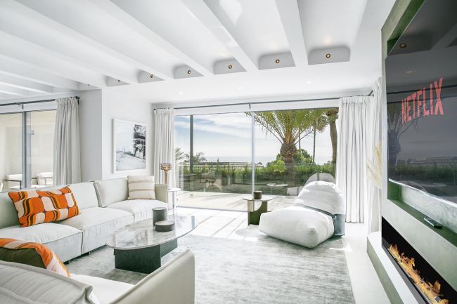 Exquisite Five-Bedroom Villa in Rocio de Nagüeles, Marbella Golden Mile