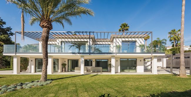 Exquisite Five-Bedroom Villa in Rocio de Nagüeles, Marbella Golden Mile