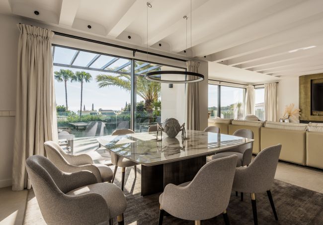 Exquisite Five-Bedroom Villa in Rocio de Nagüeles, Marbella Golden Mile